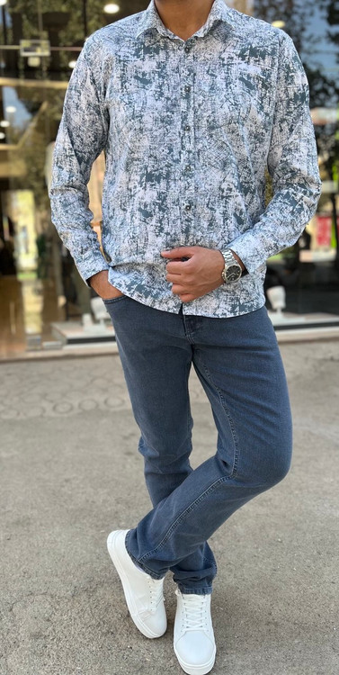 پیراهن طرحدار مردانه با پارچه کشی و طرح چاپی شیک