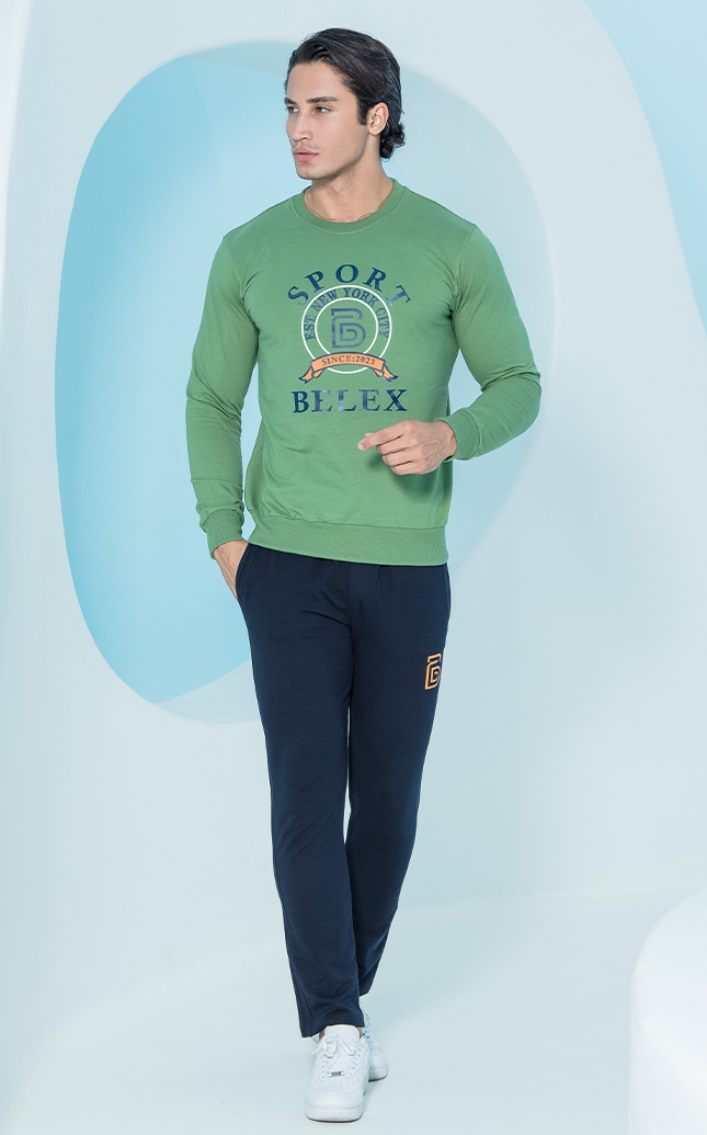 ست مردانه بلوز و شلوار سرمه‌ای بلکس با چاپ گرافیکی و شلوار راحتی