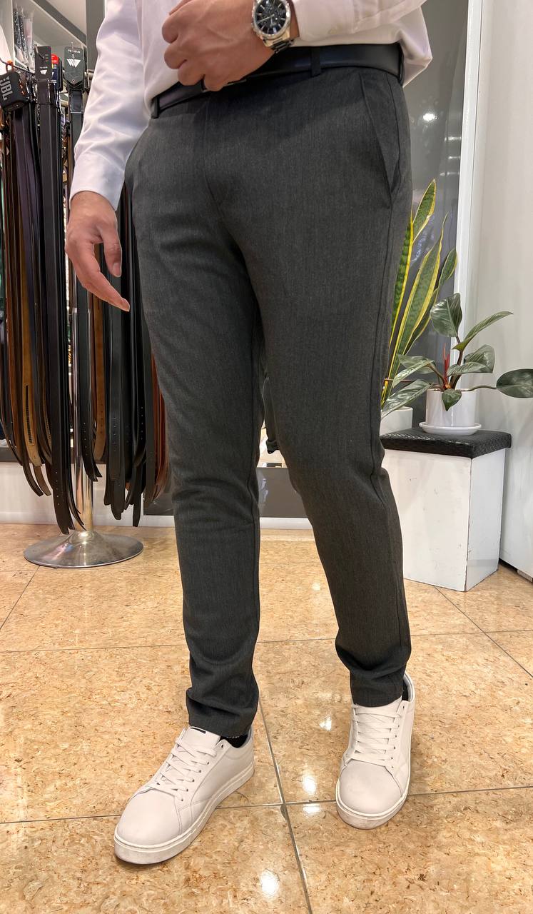 شلوار اسلیم‌فیت ذغالی