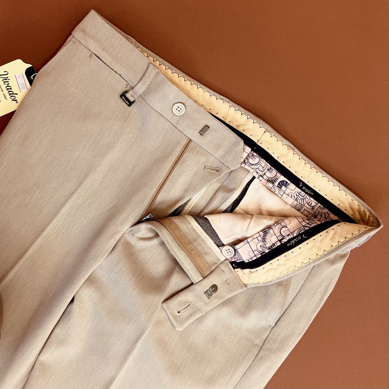 شلوار مردانه جگوار بژ کلاسیک