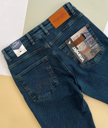 تصویر شلوار جین مردانه ریگولار زیپی Wrangler با پارچه دنیم استرچ کشسان