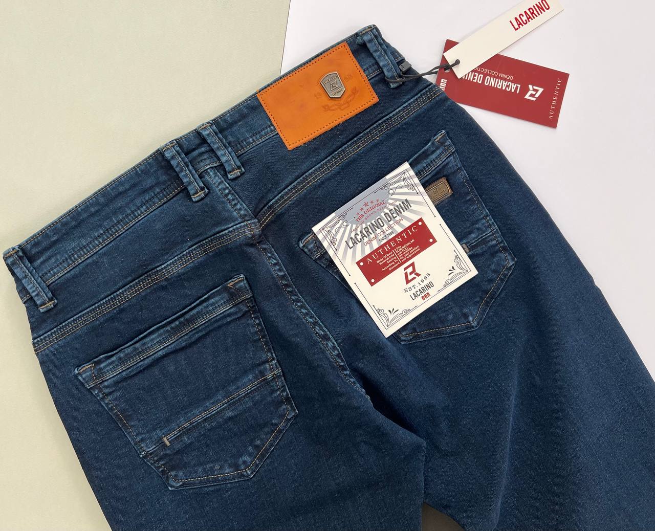 شلوار جین مردانه لاکارینو مدل Mini با پارچه دنیم کشی