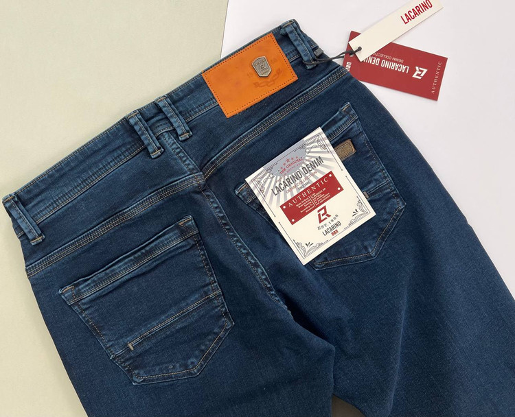 شلوار جین مردانه لاکارینو مدل Mini با پارچه دنیم کشی