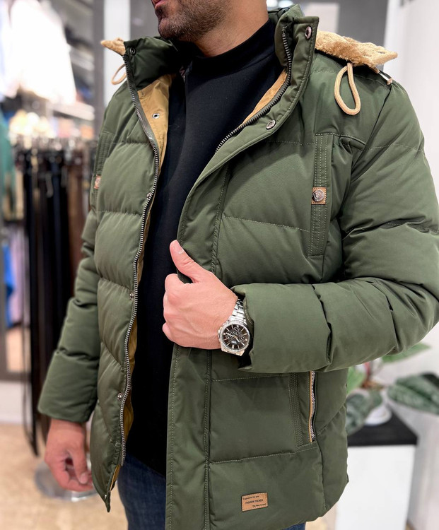 کاپشن مردانه زمستانی گرم با آستر مخمل و طراحی شیک