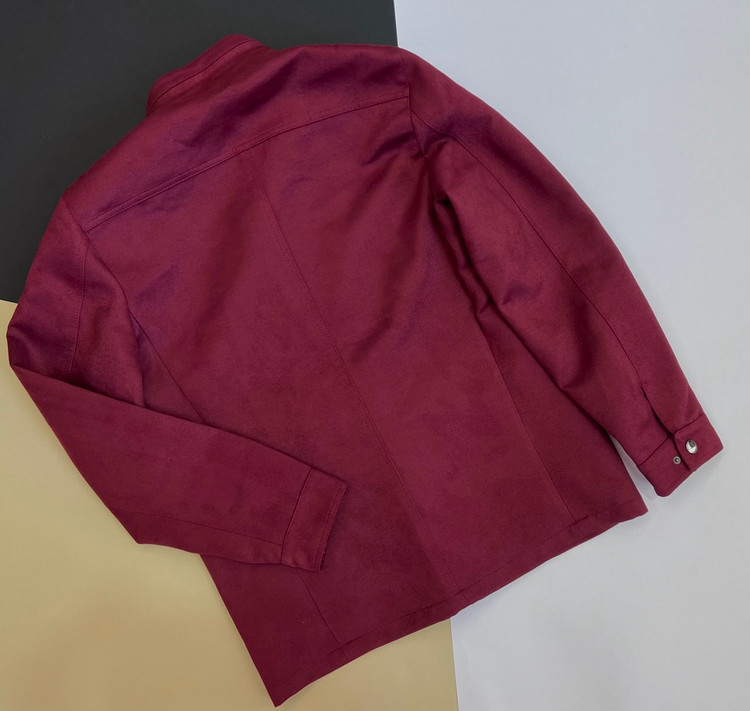 کت مردانه مخملی با یقه ایستاده و چهار جیب در فروشگاه پوشاک