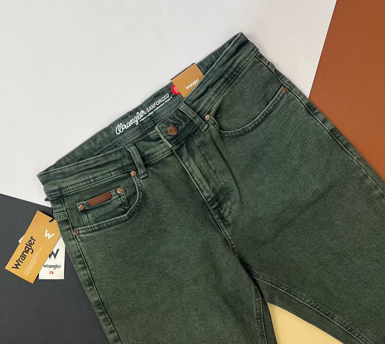 شلوار جین مردانه Wrangler راسته رگولار سبز زیتونی تیره جین کشی