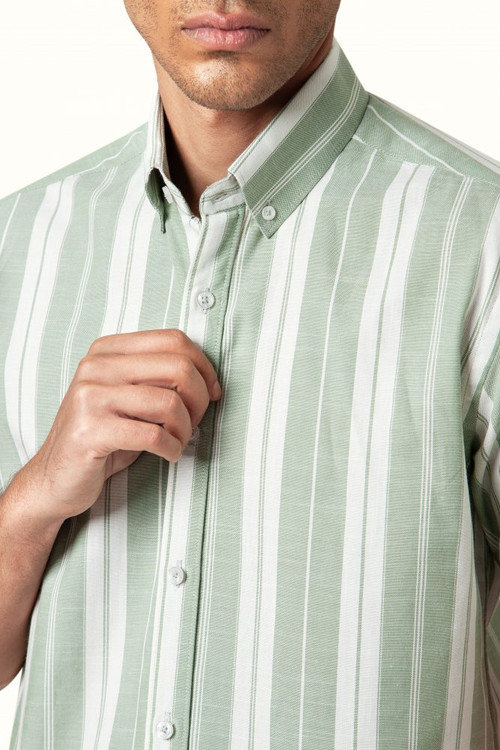 پیراهن مردانه پنبهای آستین کوتاه راهراه