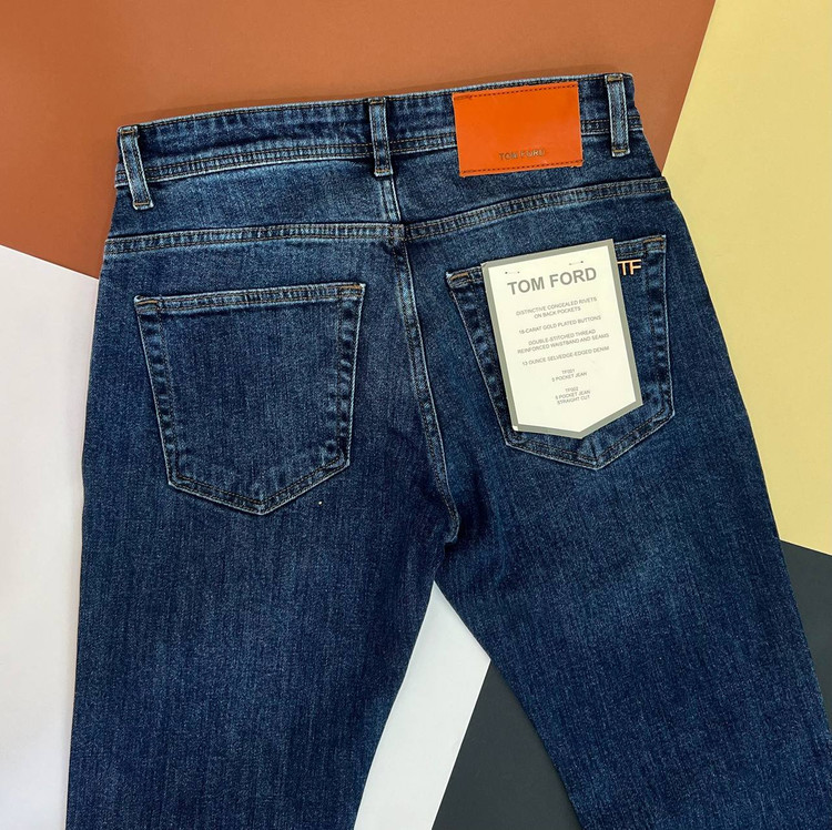 شلوار جین مردانه Tom Ford رنگ آبی تیره مدل Mini با طراحی لوکس و دوخت ظریف